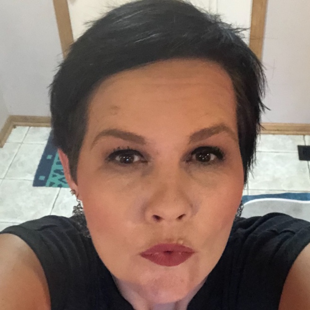 Meet your Posher, Karolyn